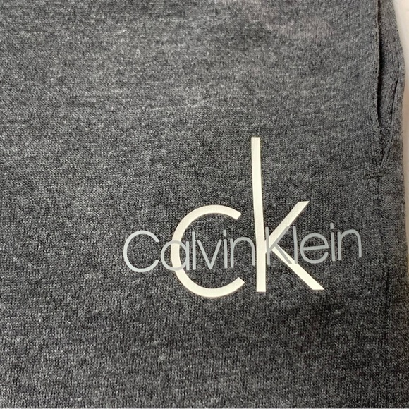 Calvin Klein Fron Logo Sweatpants Joggers in Charcoal - Picture 9 of 11